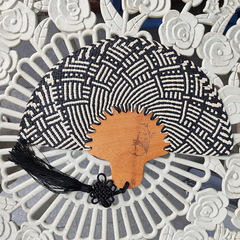 Custom Handwoven Made Summer Natural Raffia Straw Palm Hand Fan for Beach - Image 4